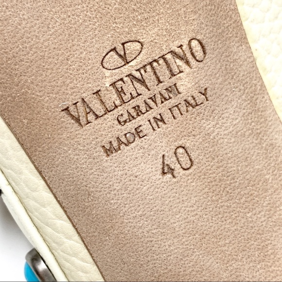 VALENTINO Rolling Rockstud Pump - Picture 5 of 5